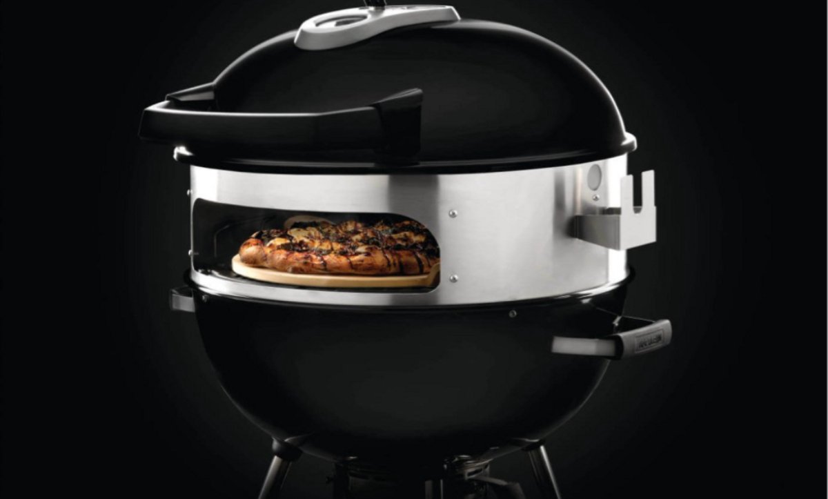 Napoleon Draaispit en pizza oven voor NK22 Kettle grill