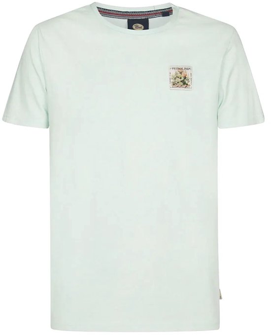 Lichtgroen T-shirt met opgedrukte postzegel met bloemen op de linkerborst.