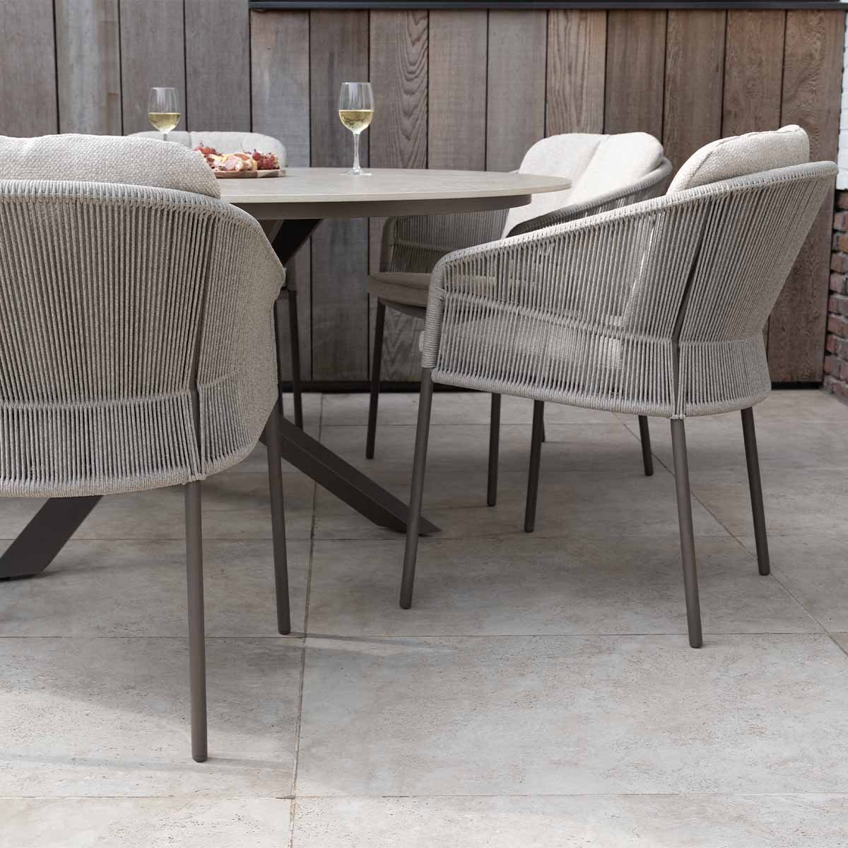 4 Seasons Outdoor Florence chaise de jardin dining avec 2 coussins - terre