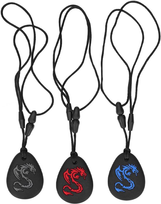 Trois colliers à mâcher avec cordon noir et pendentif à motif de dragon en gris, rouge et bleu.