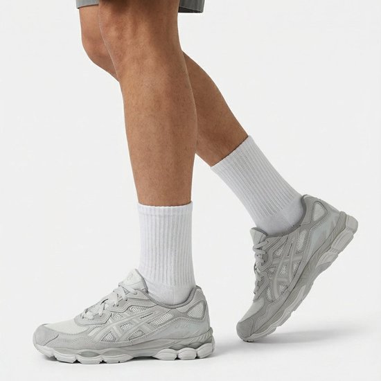 Chaussures pour femmes ASICS Gel-NYC Cream Cloud Grey - Unisexe - Taille 39,5