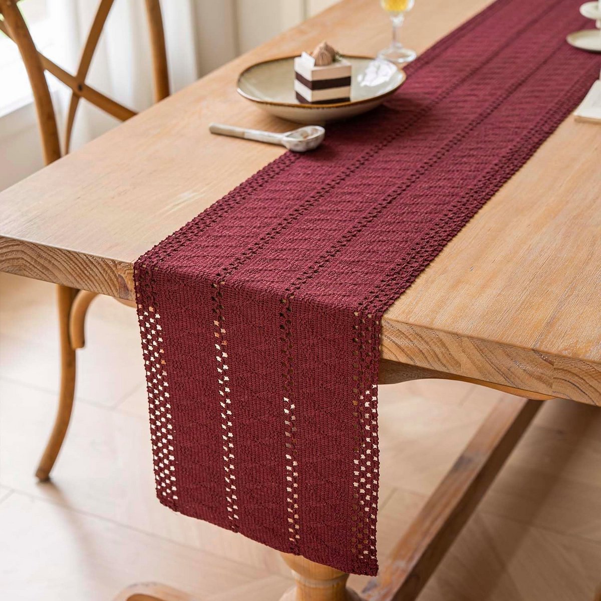 Smalle Macramé Tafelloper Rood Boho Rustiek Katoen en Linnen 30x140 cm
