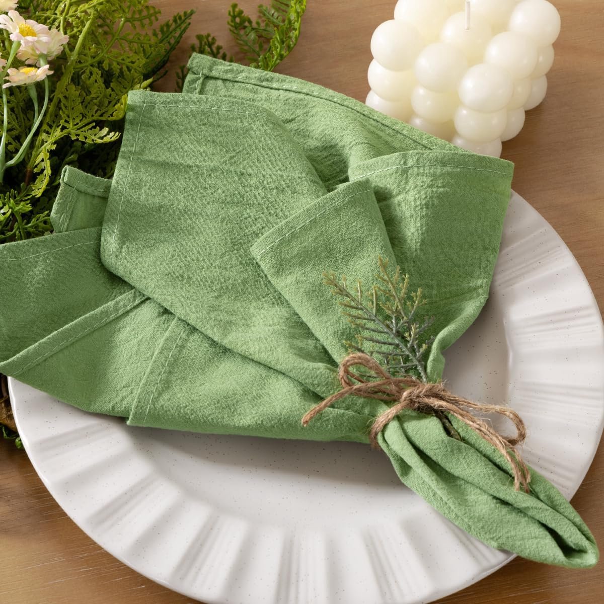 Set van 4 Groene Stoffen Servetten voor Feest en Tafeldecoratie