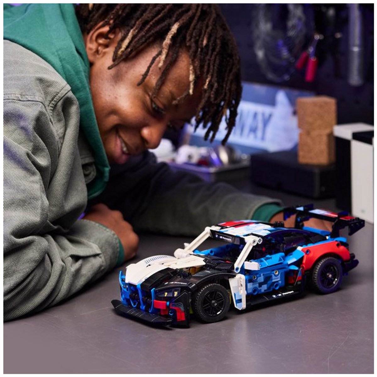 LEGO Technic - BMW M4 GT3 EVO Racewagen Speelgoed voor Kinderen vanaf 11 Jaar - 42226 — afbeelding 21