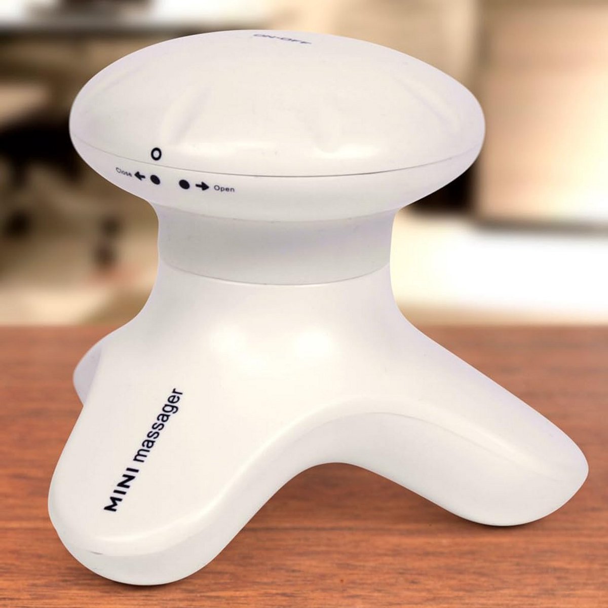 Draagbaar Massageapparaat - Percussie Massage - Spierherstel - Ergonomisch Ontwerp - 10x10x9 cm - Wit