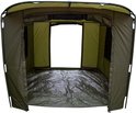 Openstaande groene tent met open deur en plastic vloer.