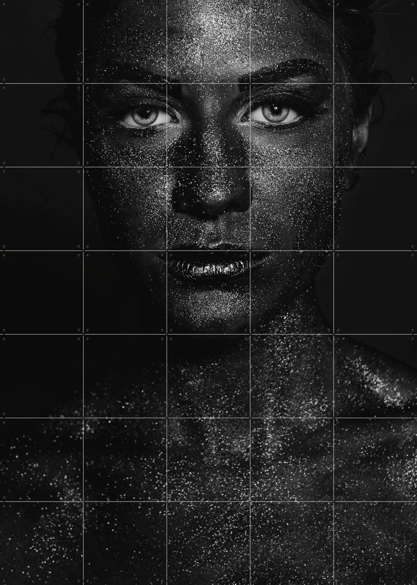 IXXI Black Face, Sajedah Al-Asfoor & Various - 100 x 140 cm - Gratis ophangtool - Grote wanddecoratie en posters - Fotografie, Mancave, Slaapkamer