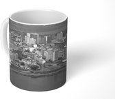Mok - Overzicht over Abidjan - zwart wit - 350 ML - Beker
