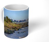 Mok - Panorama van de Zuid-Amerikaanse hoofdstad Montevideo in Uruguay - 350 ML - Beker