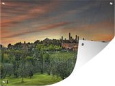 Décoration murale extérieur Ciel spécial sur la cité médiévale de San Gimignano en Italie - 160x120 cm