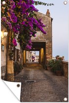 Tuinposter - Tuindoek - Tuinposters buiten - Italië - Bloemen - Straat - 80x120 cm - Tuin