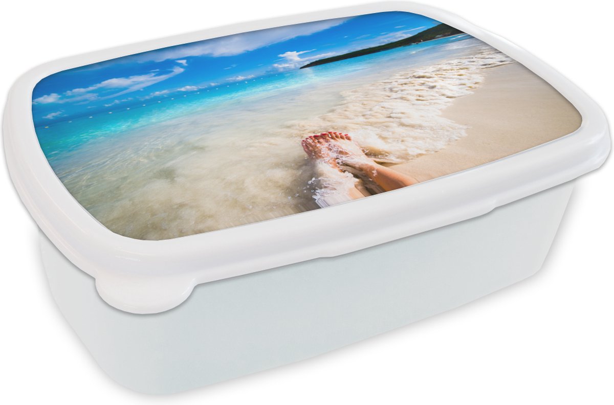 Broodtrommel Wit - Lunchbox - Brooddoos - Strand - Zand - Voeten - 18x12x6 cm - Volwassenen