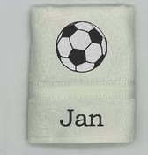 Handdoek met voetbal en naam 50 x 100 cm