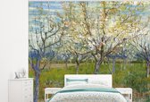 Behang - Fotobehang De roze boomgaard - Vincent van Gogh - Breedte 325 cm x hoogte 260 cm