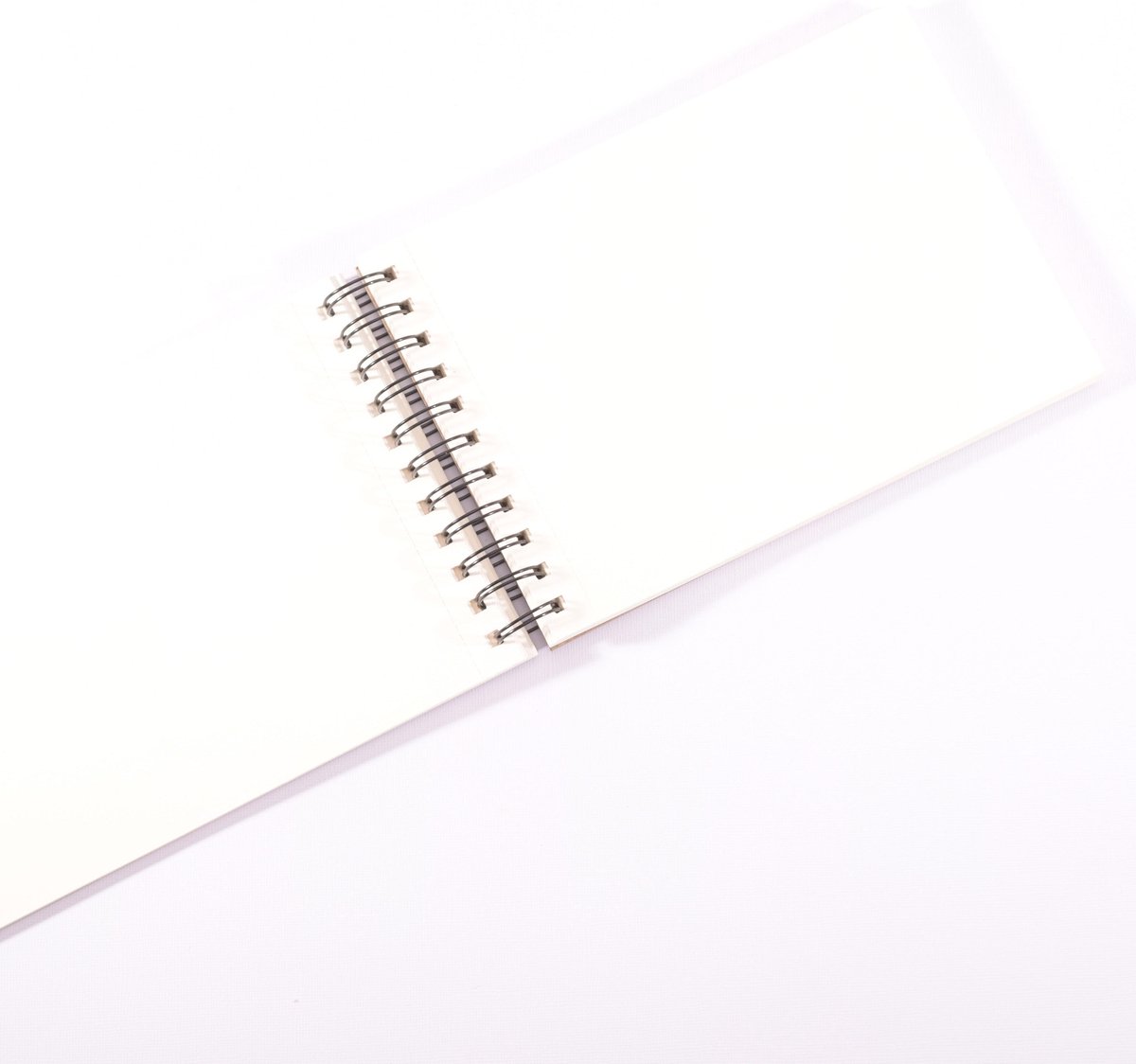Florence Schetsboek - Tekenpapier - A5 - 60 vellen - Glad - 130g