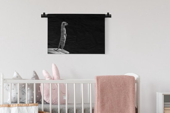 Tapisserie - Tapisserie - Suricate devant fond noir - noir et blanc - 60x40 cm - Tapisserie