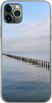 Geschikt voor iPhone 11 Pro Max hoesje - Noordzee - Wolken - Water - Siliconen Telefoonhoesje