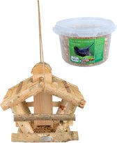 Vogelhuisje/voedersilo hout 30 cm inclusief 4-seizoenen mueslimix vogelvoer - Vogel voederstation - Vogelvoederhuisje