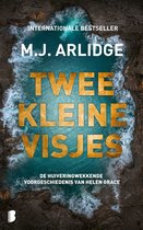 Boek cover Twee kleine visjes van M.J. Arlidge