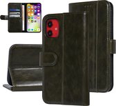 UNIQ Accessory DonkerGroen hoesje iPhone 11 - Book Case - Zachte huid