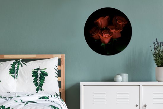 Roses rouges sur fond noir Cercle mural aluminium ⌀ 60 cm - impression photo sur cercle mural / cercle vivant / cercle de jardin (décoration murale)