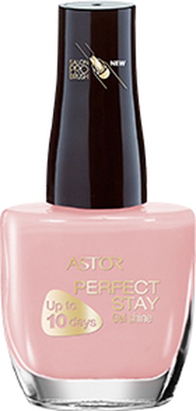 Foto: Max factor perfect stay gel shine nagellak 005 light pink manicure