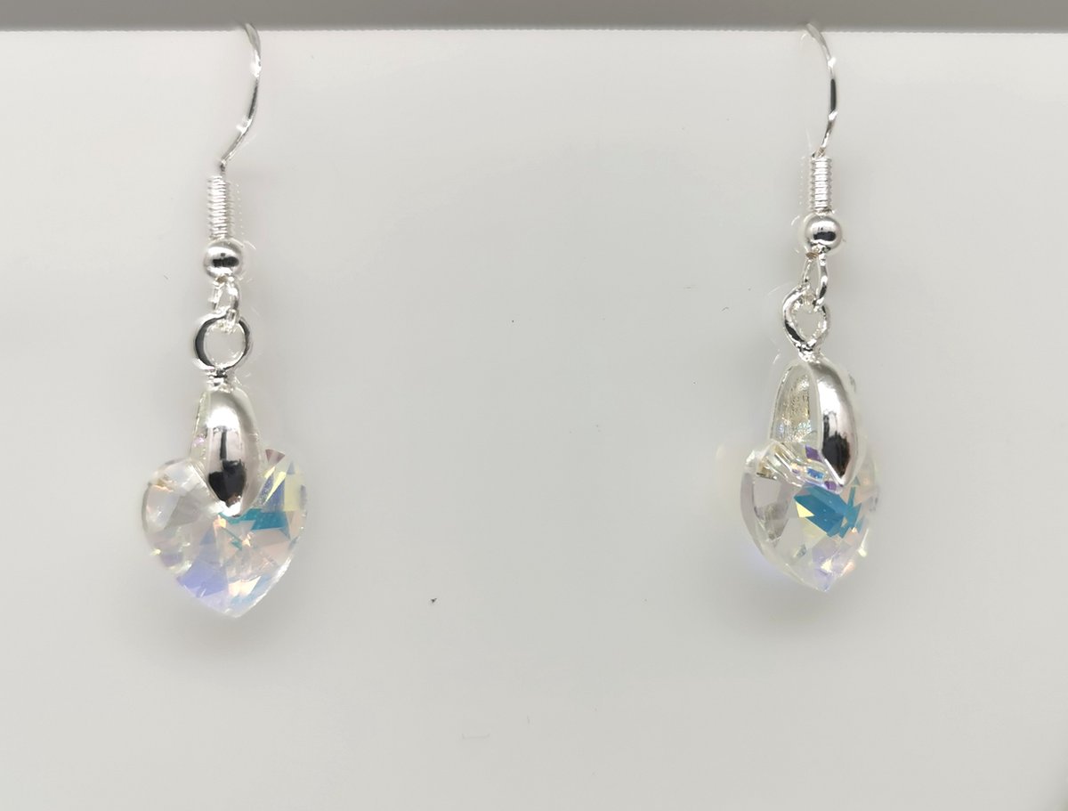 Setje - hartje - ketting met oorbellen - van fonkelende facet geslepen glas kristal hartjes - Liefde - verliefd.