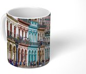 Mok - Kleurrijke Cubaanse gebouwen in de stad van Havana - 350 ML - Beker