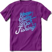 Keeo Calm Go Fishing - Vissen T-Shirt | Grappig Verjaardag Vis Hobby Cadeau Shirt | Dames - Heren - Unisex | Tshirt Hengelsport Kleding Kado - Paars - XXL