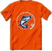 Fishing - Vissen T-Shirt | Grappig Verjaardag Vis Hobby Cadeau Shirt | Dames - Heren - Unisex | Tshirt Hengelsport Kleding Kado - Oranje - M