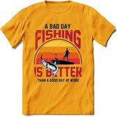 A Bad Day Fishing - Vissen T-Shirt | Grappig Verjaardag Vis Hobby Cadeau Shirt | Dames - Heren - Unisex | Tshirt Hengelsport Kleding Kado - Geel - L