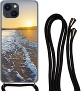 Hoesje met koord Geschikt voor iPhone 13 Mini - Het strand bij Domburg - Siliconen - Crossbody - Backcover met Koord - Telefoonhoesje met koord - Hoesje met touw