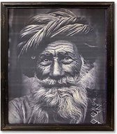 Wanddecoratie  - wandpaneel - foto op doek -  in lijst  - Indische oude man - 95x80 cm