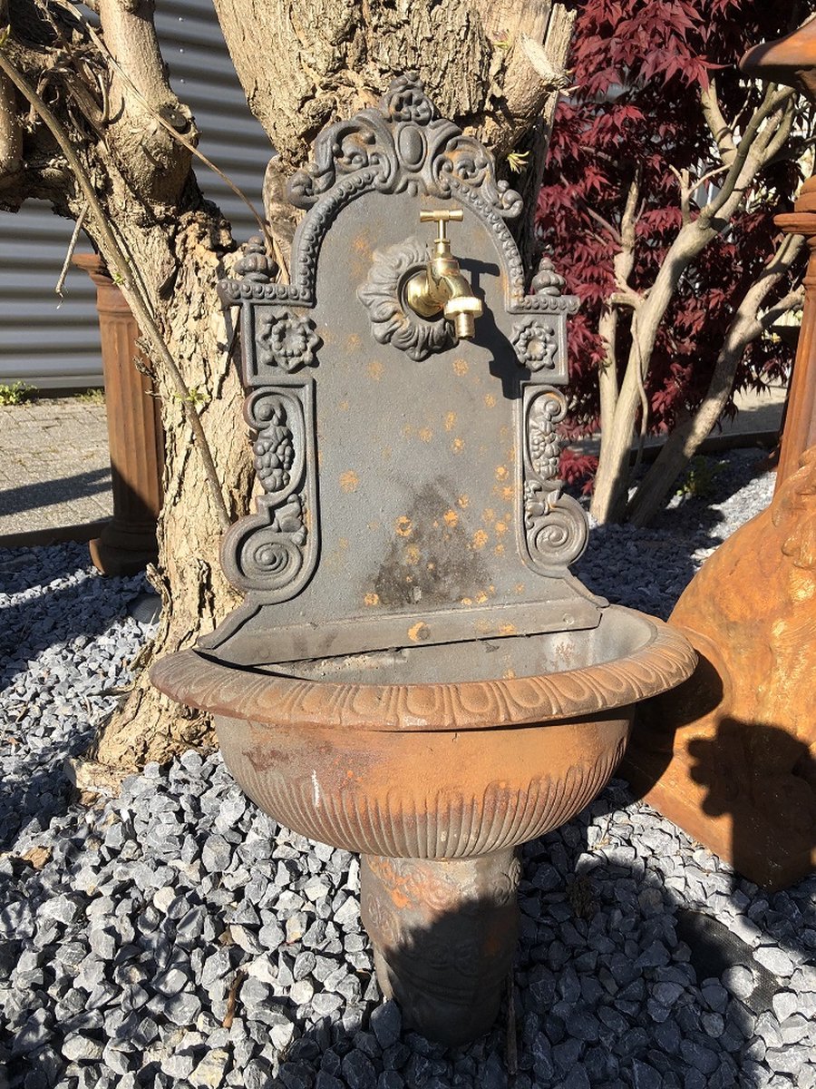 Relaxdays muurfontein, wasbak in nostalgisch design, waterkraan & bak, hangend, HBD: 66 x 37 x 19.5 cm, brons