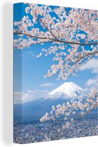 Canvas Schilderij Sakura takken bij mount Fuji in Japan - 90x120 cm - Wanddecoratie