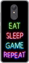 Geschikt voor Xiaomi Redmi 5 hoesje - Gaming - Led - Quote - Eat sleep game repeat - Gamen - Siliconen Telefoonhoesje