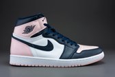 AIR JORDAN 1 HIGH OG BUBBLE GUM(W) ATMOSPHERE DD9335-641 Maat 40.5 Kleur als op foto