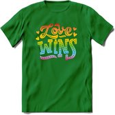 Love Wins | Pride T-Shirt | Grappig LHBTIQ+ / LGBTQ / Gay / Homo / Lesbi Cadeau Shirt | Dames - Heren - Unisex | Tshirt Kleding Kado | - Donker Groen - XXL