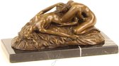 Een Erotisch Bronzen Beeld 20x10x9 cm