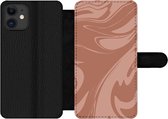 Bookcase Geschikt voor iPhone 11 telefoonhoesje - Marmer print - Bruin - Chocola - Met vakjes - Wallet case met magneetsluiting