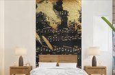 Behang - Fotobehang Muziek - Goud - Zwart - Breedte 120 cm x hoogte 240 cm