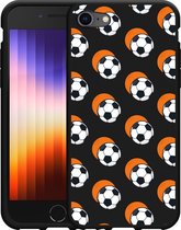 iPhone SE 2022 Hoesje Zwart Soccer Ball Orange Shadow - Designed by Cazy