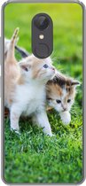 Telefoonhoesje Geschikt voor Xiaomi Redmi 5 hoesje - Kittens - Kat - Mand - Meisjes - Kinderen - Jongens - Kids - Siliconen Telefoonhoesje