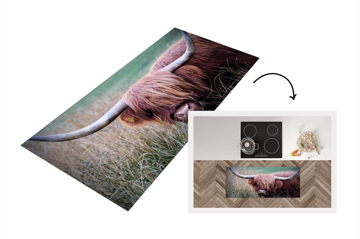 KitchenYeah Keukenloper - Loper keuken - Schotse Hooglander - Hoorns - Gras - 120x50 cm - Keukenloper vinyl Multicolor