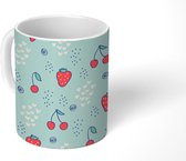Mok - Koffiemok - Aardbei - Kers - Zomer - Pastel - Patronen - Mokken - 350 ML - Beker - Koffiemokken - Theemok