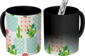 Magische Mok - Foto op Warmte Mokken - Koffiemok - Cactus - Bloempot - Roze - Groen - Patronen - Magic Mok - Beker - 350 ML - Theemok