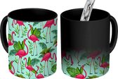 Magische Mok - Foto op Warmte Mokken - Koffiemok - Flamingo - Jungle - Tropisch - Dieren - Patroon - Magic Mok - Beker - 350 ML - Theemok