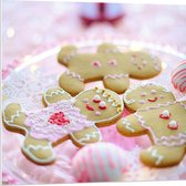 PVC Schuimplaat - Speculaas Poppetjes Versiert met Roze Glazuur en Kraaltjes - 80x80 cm Foto op PVC Schuimplaat (Met Ophangsysteem)