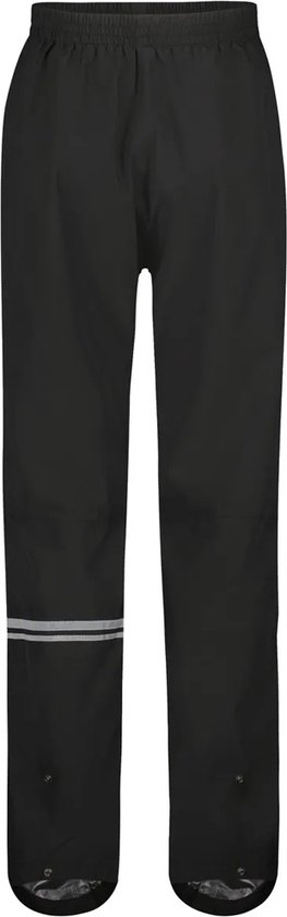 Zwarte regenbroek met reflecterende band om de linker broekspijp.
