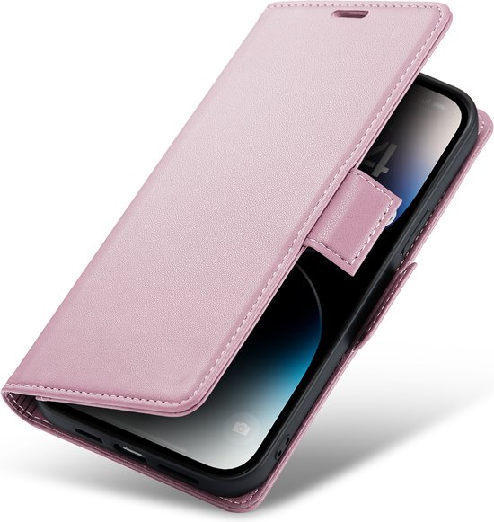 Coque de téléphone rose clair en similicuir, partiellement ouverte pour montrer le téléphone.